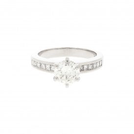 1.50 Carat Six Claw 0.49ct Princess Cut Shoulders Platinum Solitaire Ring