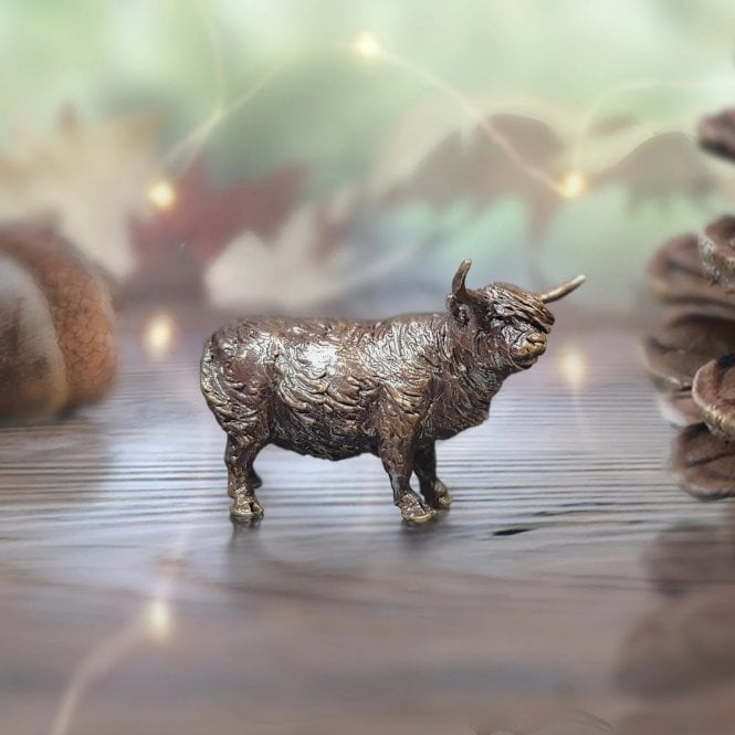 Richard Cooper & Company Highland Cow (2092)