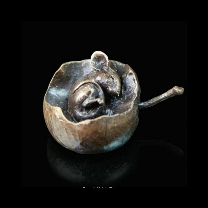 Richard Cooper & Company Mouse in Apple (2063)