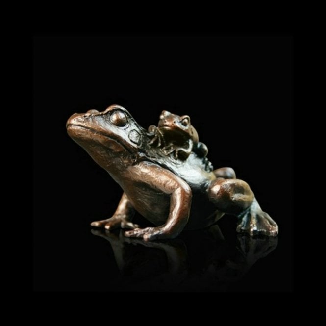 Richard Cooper & Company Small Frog with Baby (932)