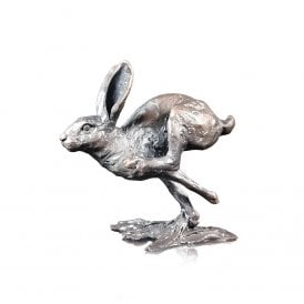 Small Hare Running (1120)