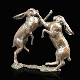Small Hares Boxing (982)
