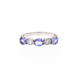 18ct White Gold Ring